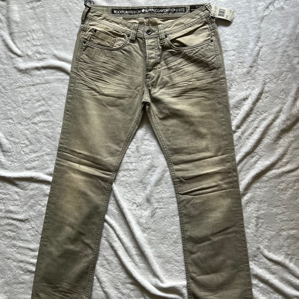 Men's "Rock For Freedom" Buffalo David Bitton Jeans. New With Tags 34 x 32
